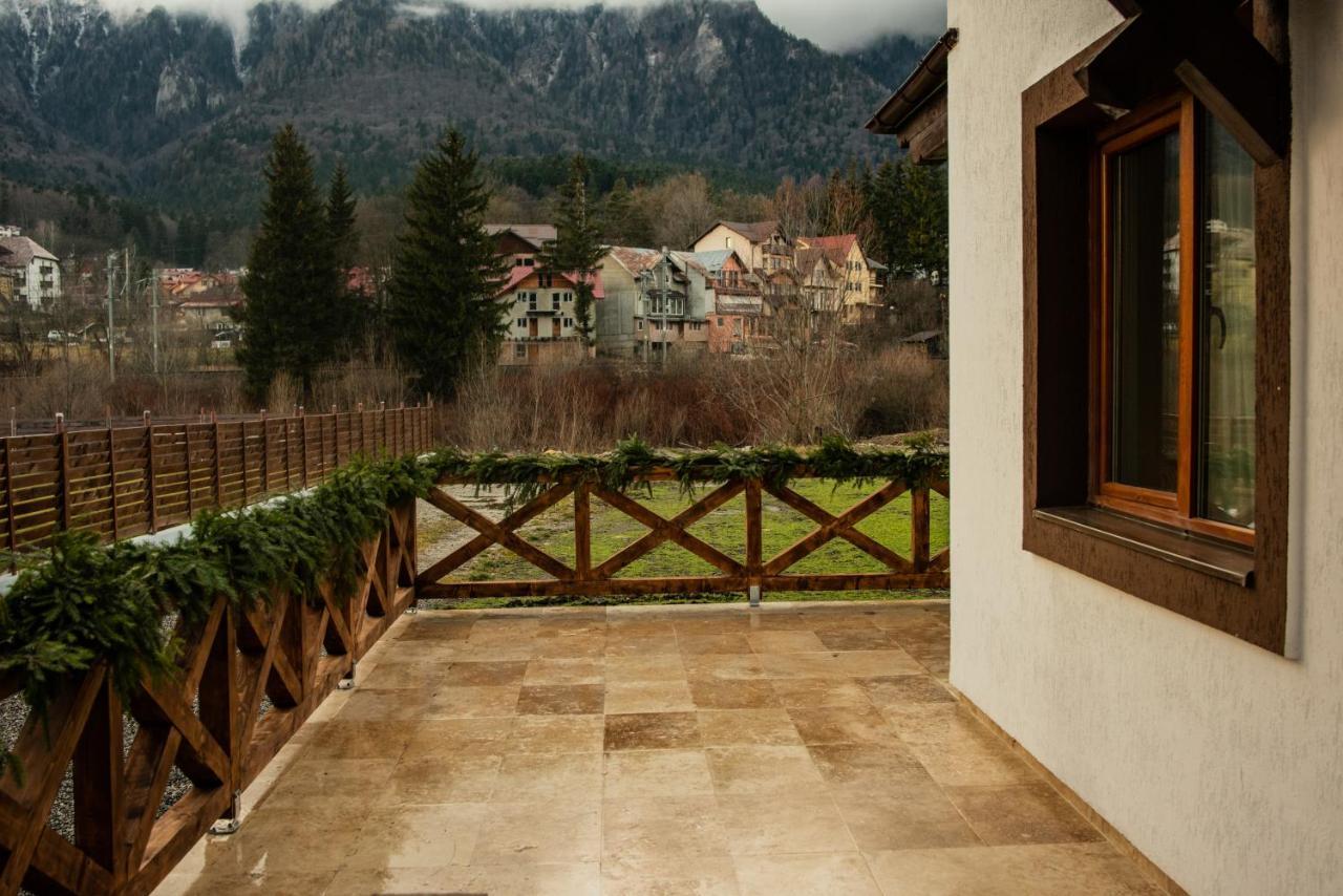 Villa Casuta Doi Ponei Buşteni Exterior foto